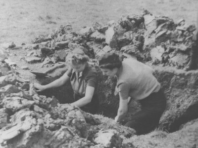 Digging out bombs