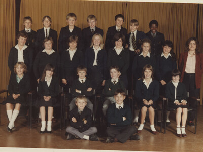 1982 Class Photo 1WB 